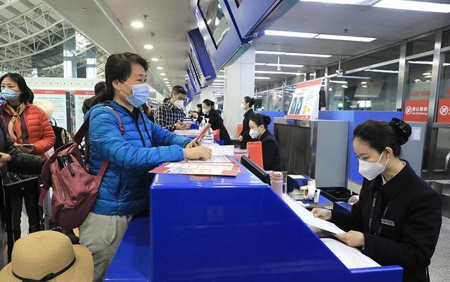 6日,泰国迎来中国试点恢复出境团队旅游业务的首批中国团队游客.